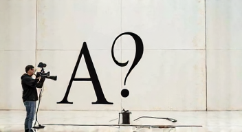 Die 5 meistgestellten Fragen (FAQ) zu Peter Hujar